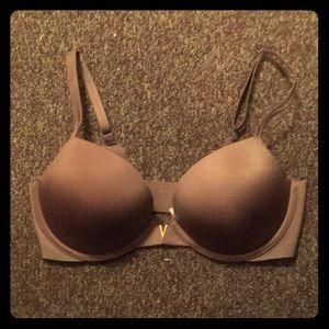 Victoria’s Secret Sexy Illusions Push Up Bra